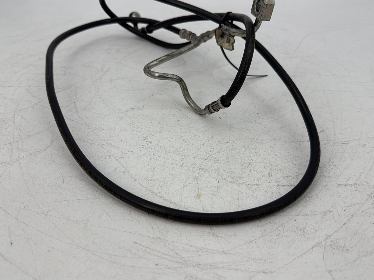 2015 Harley Touring FLHXS Street Glide OEM Front Brake Hose Line Pipe ABS