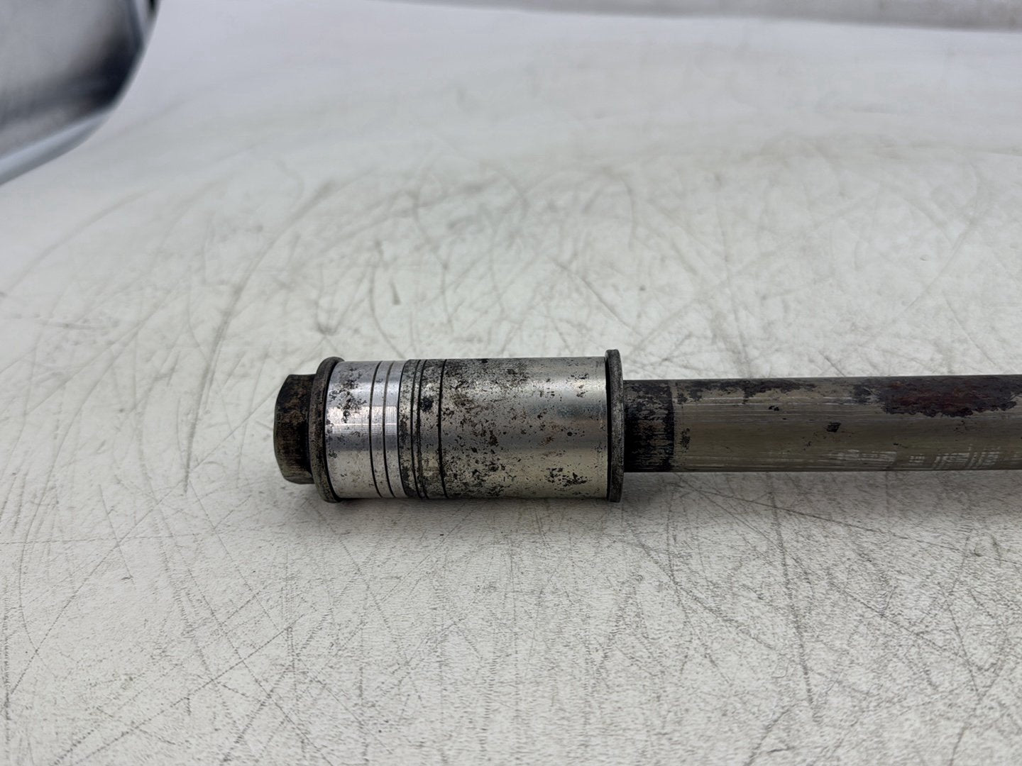 2012 Harley Dyna Super Glide Custom FXDCI OEM Rear Wheel Axle Bolt Shaft