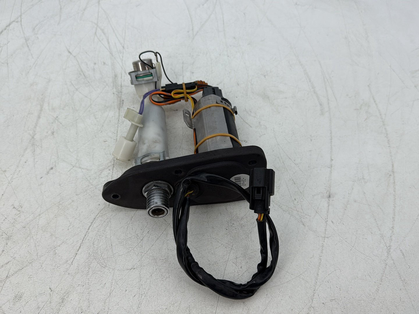 2008 Harley Sportster XL883L 883 Low OEM Fuel Pump Gas Gasoline Petrol Sending