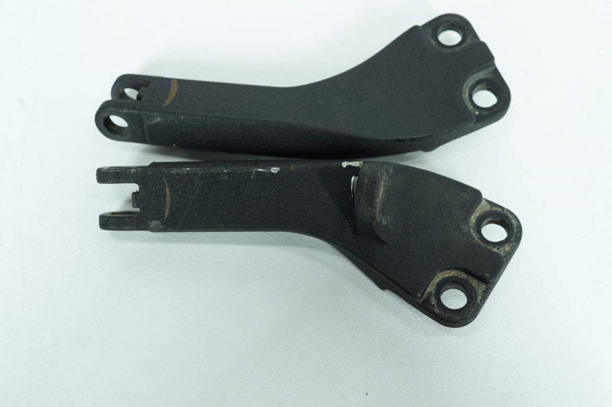 2013 Harley Dyna FLD Switchback OEM Left Right Foot Rest Peg Support Bracket