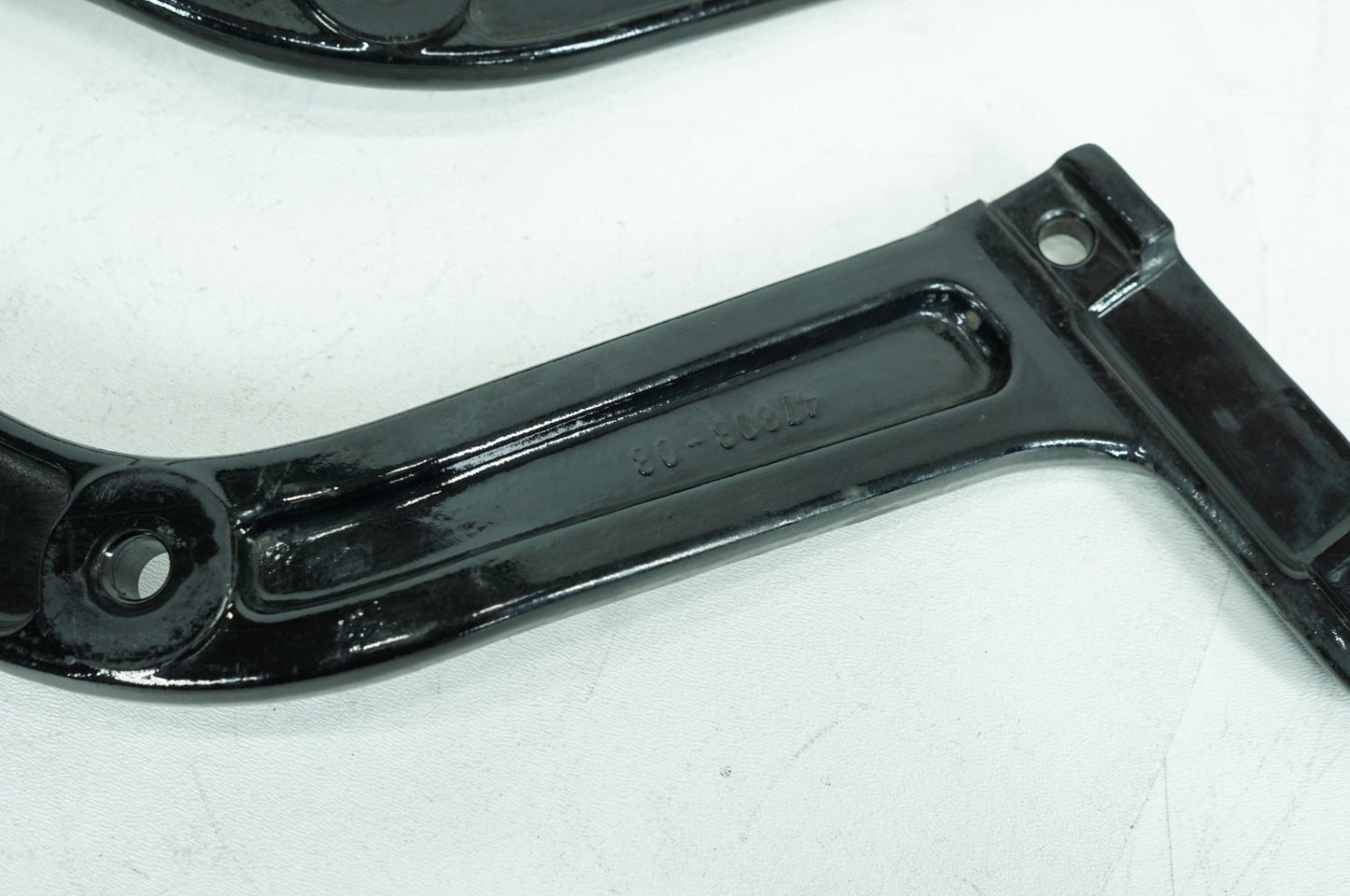 2008 Harley Softail FLSTC Heritage Classic OEM Rear Left & Right Fender Support Bracket