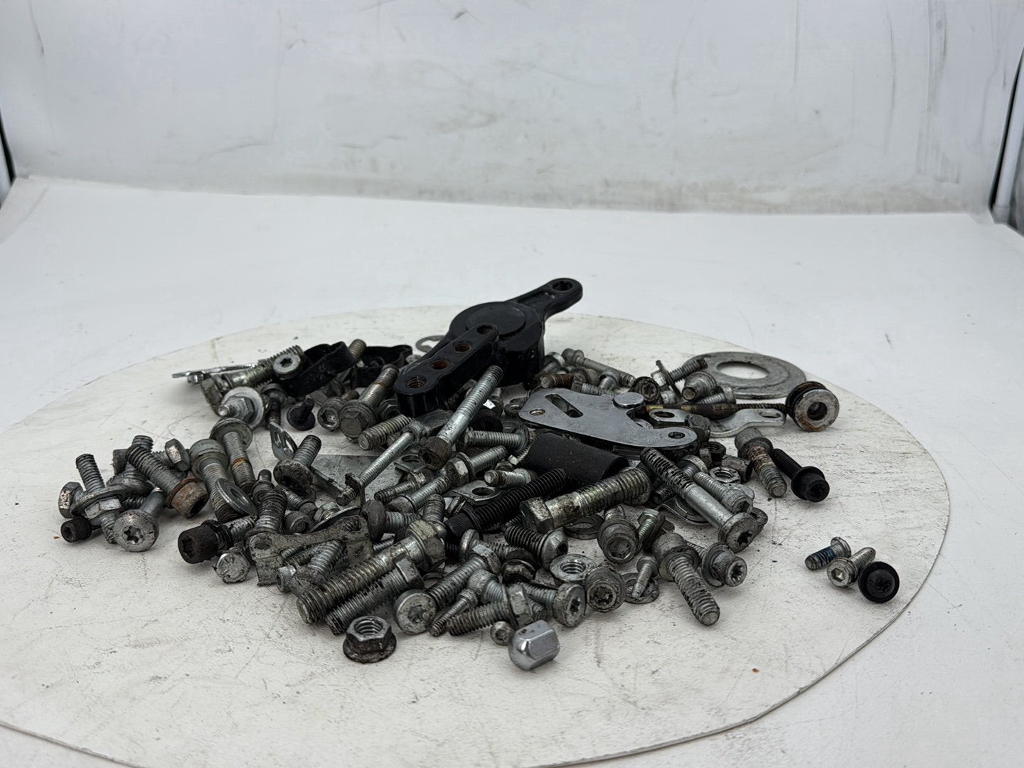 2014 Harley Electra Glide Touring CVO Screamin Eagle OEM Hardware Bolts Nuts & Brackets