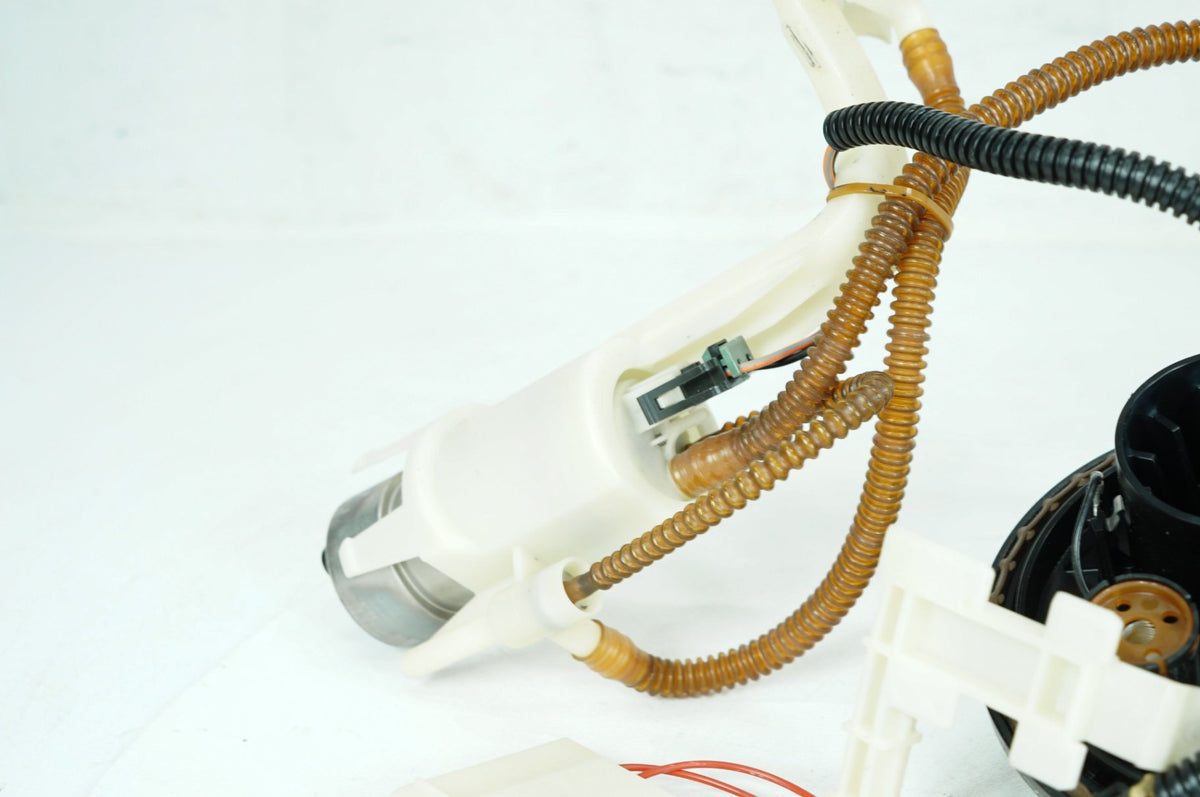 1996 Harley Touring Electra Glide Classic Fuel Pump Gas Gasoline Petrol Sending