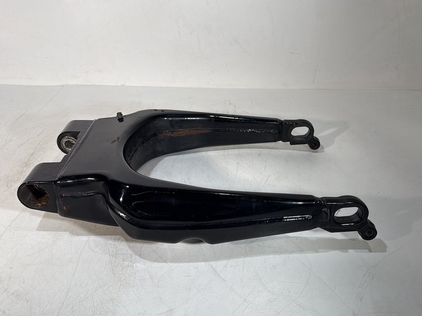 2008 - 2016 Harley-Davidson Touring Electra Glide Ultra Rear Fork Swingarm Swing Arm 47549-09