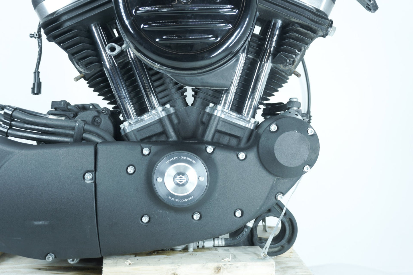 2012 - 2026 Harley-Davidson Sportster Iron 883 EFI 883 Engine Motor Transmission 16200497