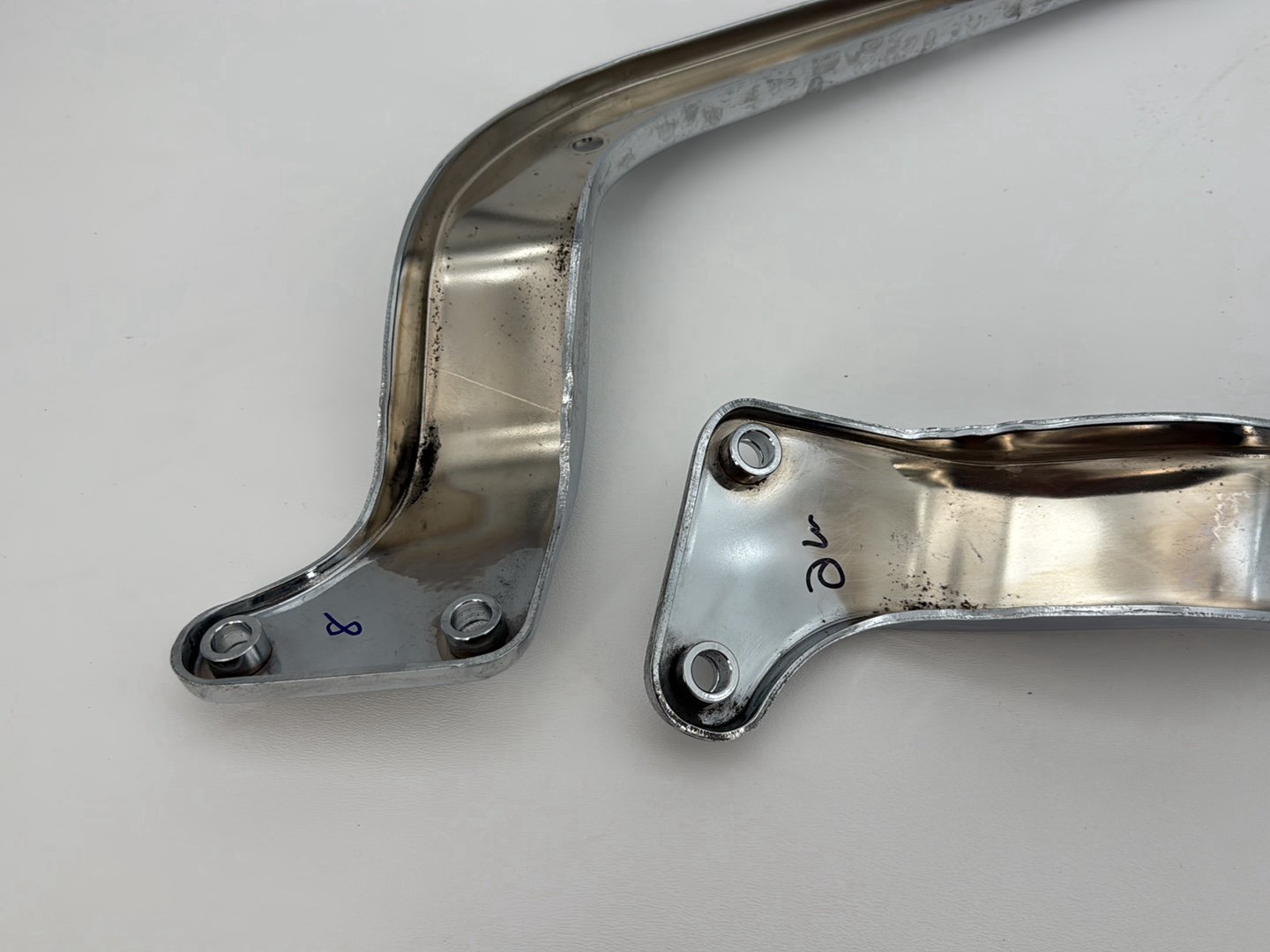 2007 Harley Softail Heritage Classic FLSTC OEM Left Right Saddlebag Fender Struts Brackets