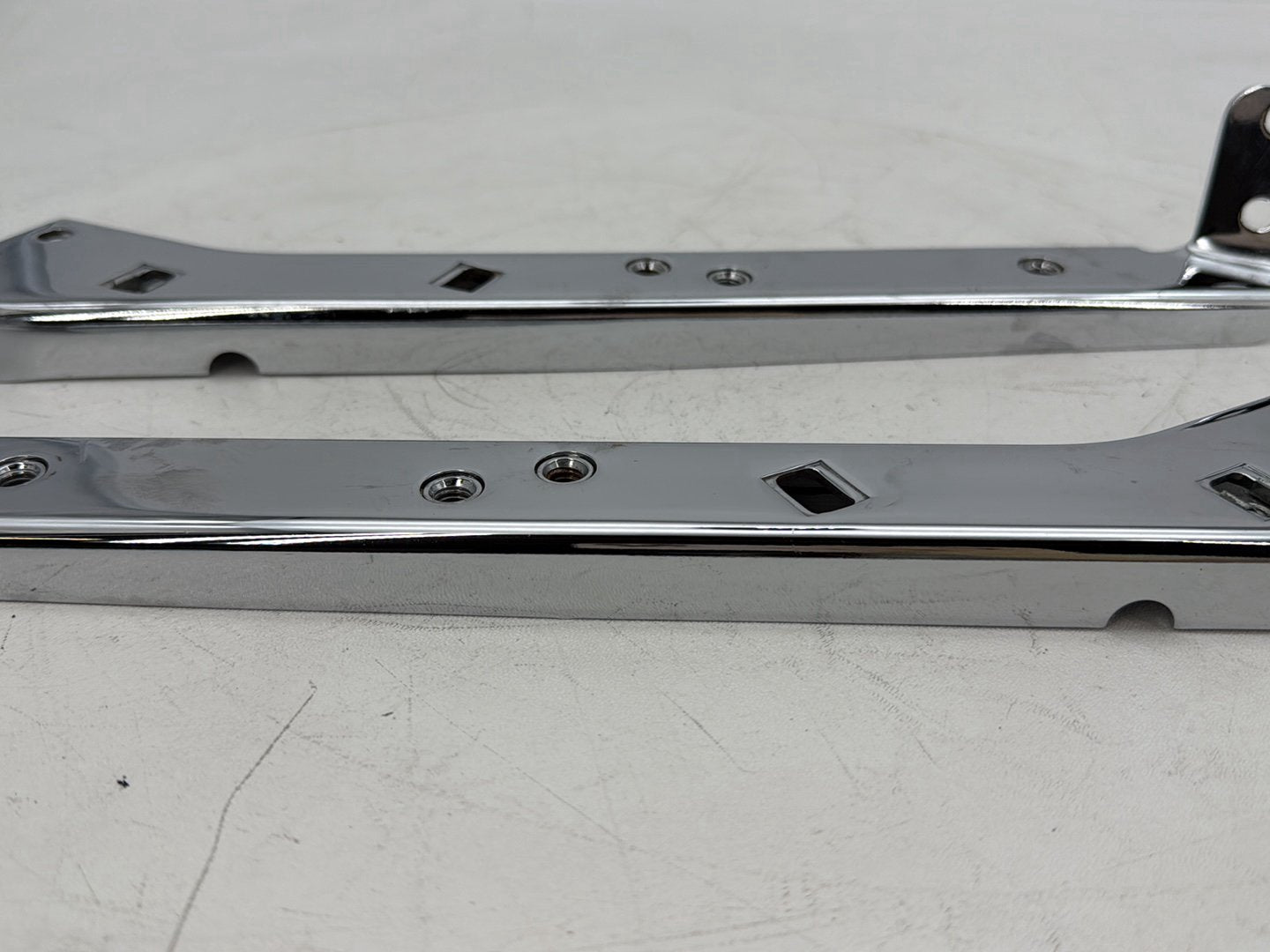 2007 - 2012 Harley-Davidson Touring Electra Glide Ultra Left Right Saddlebag Fender Struts Brackets 	90718-79C