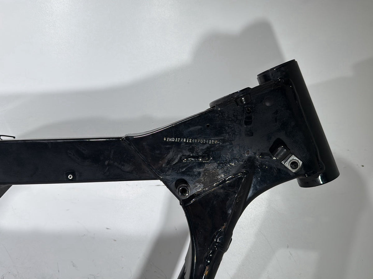 2004 Harley Road King Touring Classic OEM Body Main Frame Chassis C