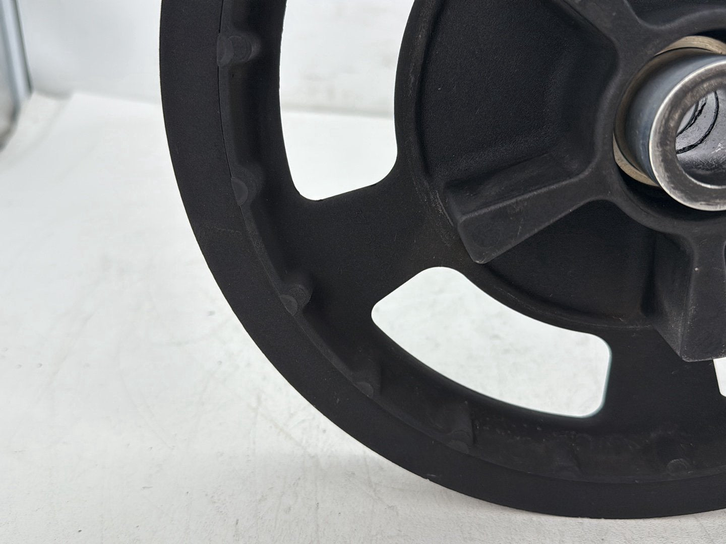 2017 Harley Road Glide Touring FLTRXS OEM Rear Driver Pulley Sprocket