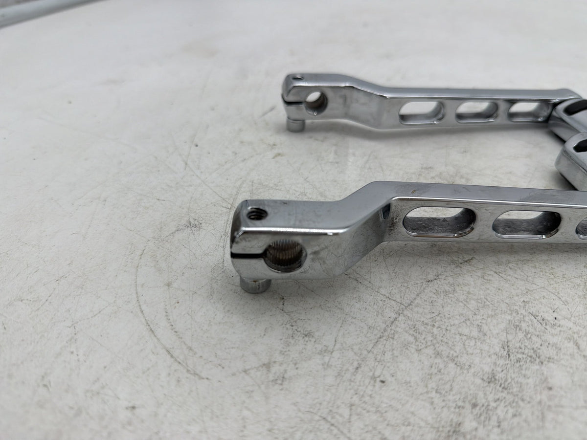 2010 Harley Street Glide Touring FLHX OEM Gear Shifter Lever Pedal Pedals