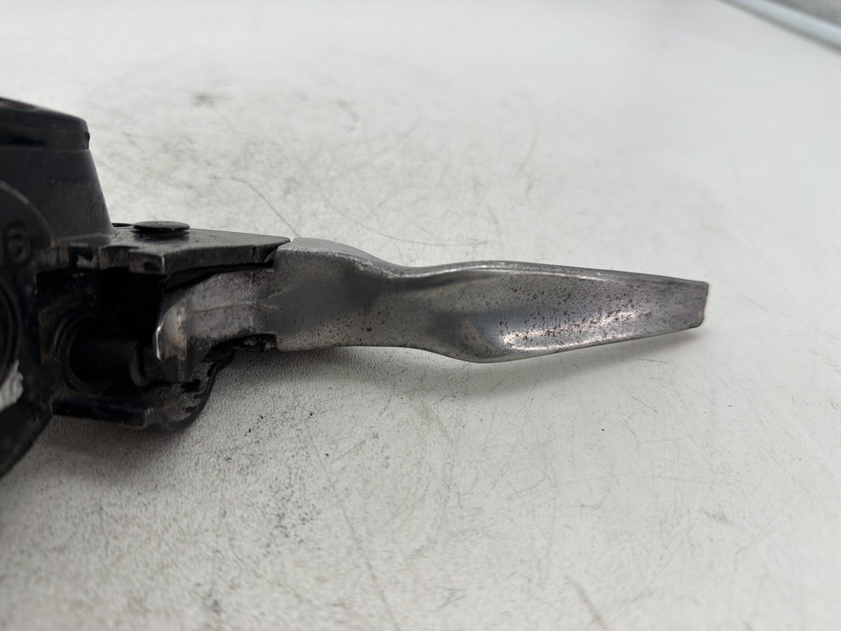 2002 Harley Heritage Softail Classic OEM Front Right Brake Lever Master Cylinder