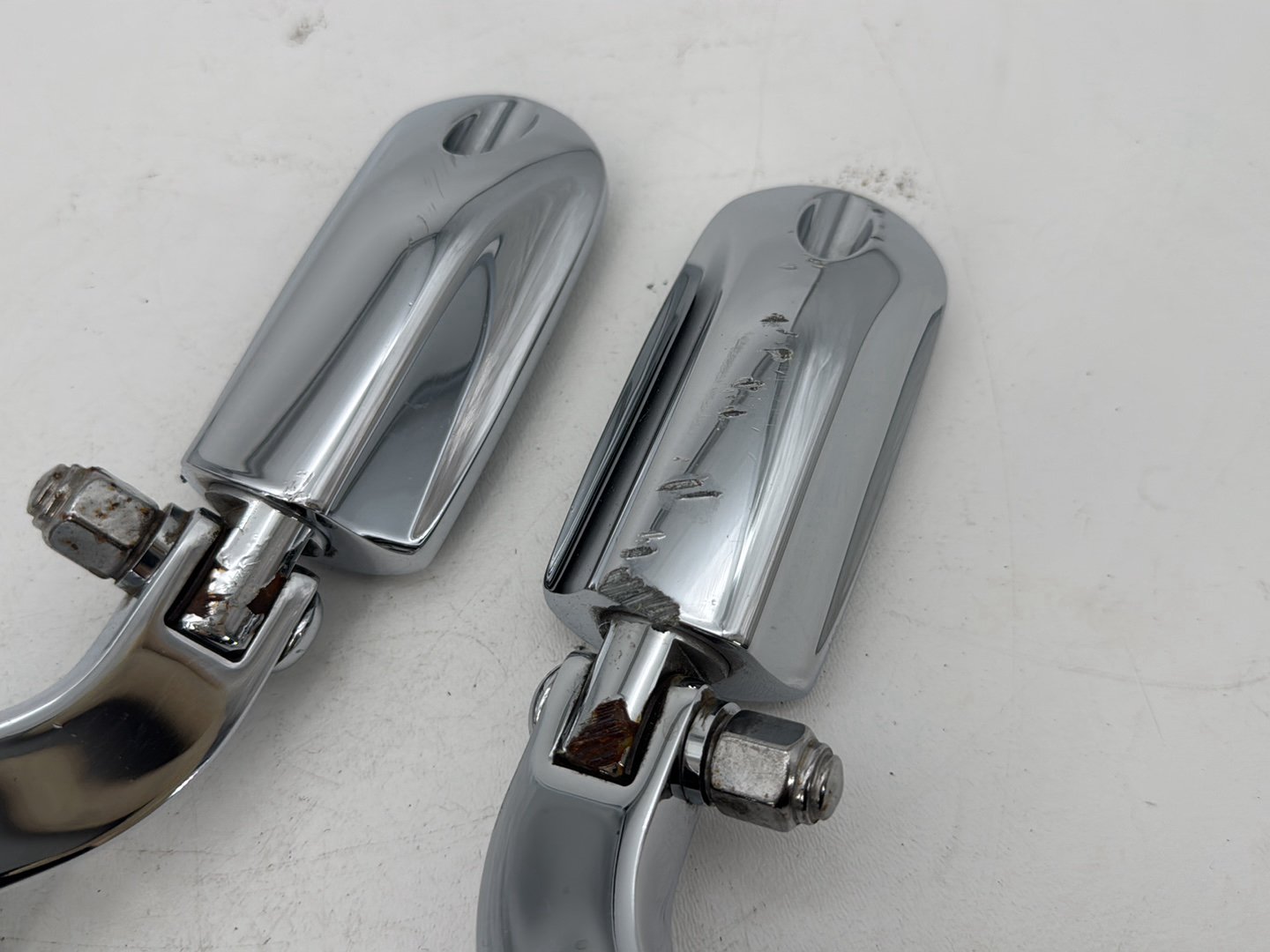 1999 - 2006 Harley-Davidson Touring Road King Custom Passenger Left & Right Foot Pegs 49015-04A