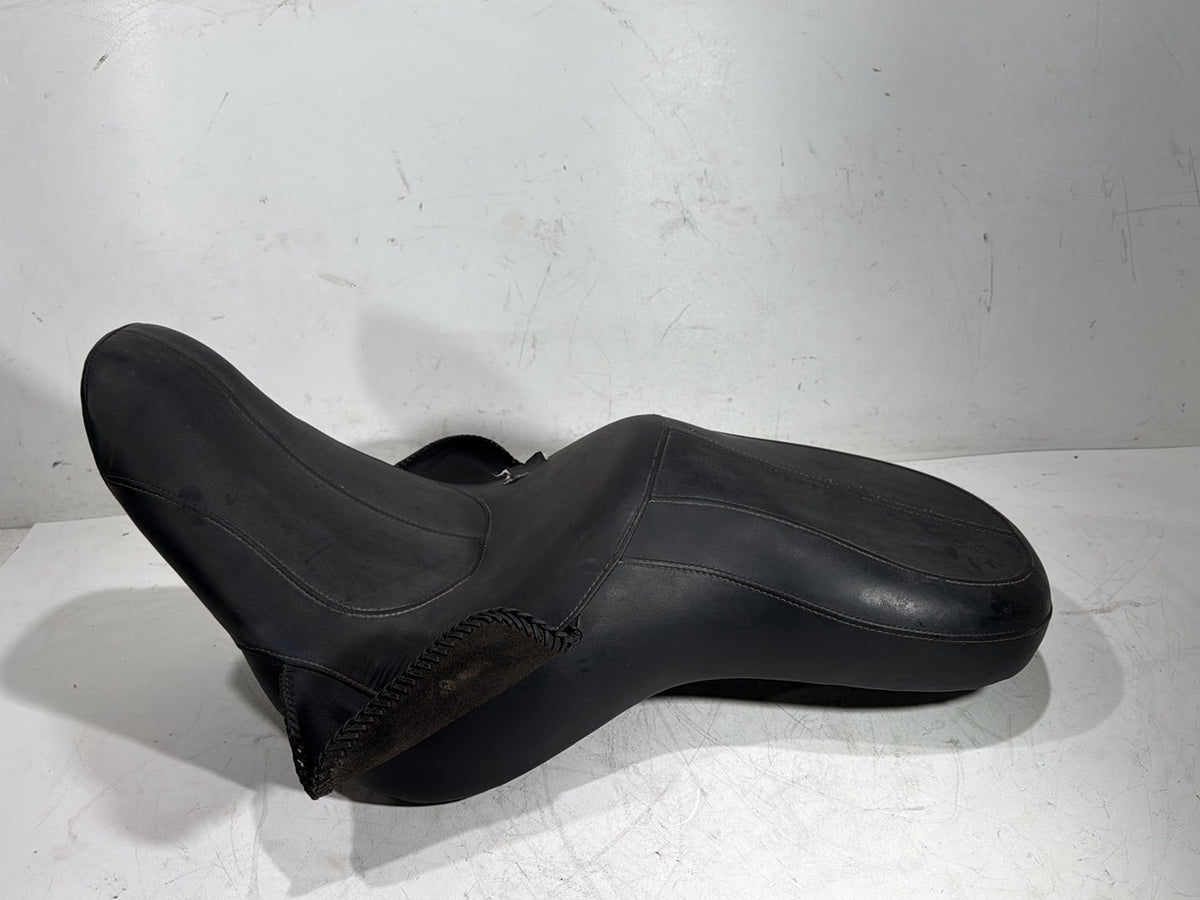 2011 Harley Heritage Softail Classic Passenger Rider Driver Seat Saddle * TORN *