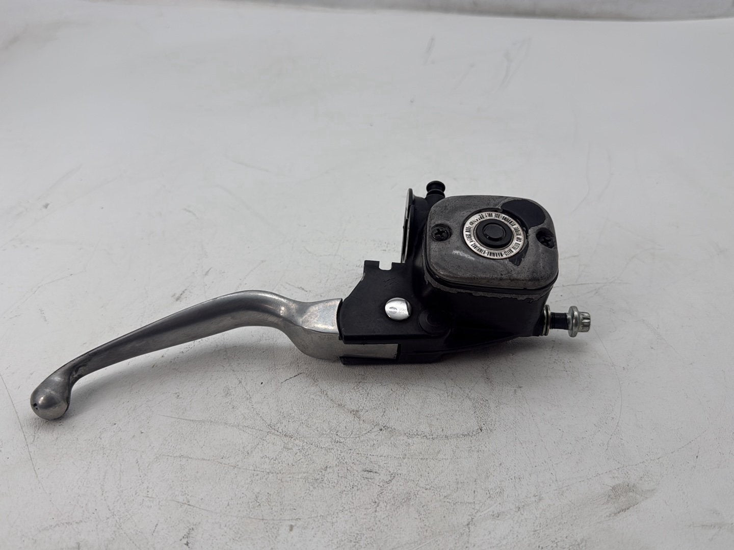2007 Harley Touring FLHTP Electra Glide Police OEM Front Right Brake Lever Master Cylinder
