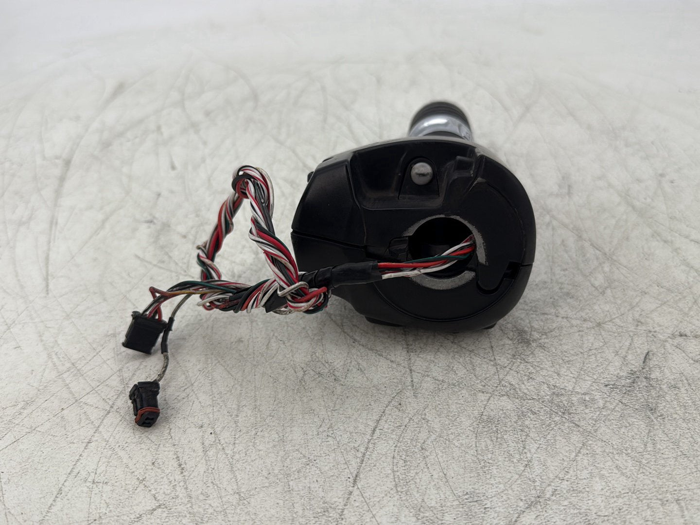 2016 Harley Road King Touring FLHR OEM Right Engine Start Kill Switches Controls