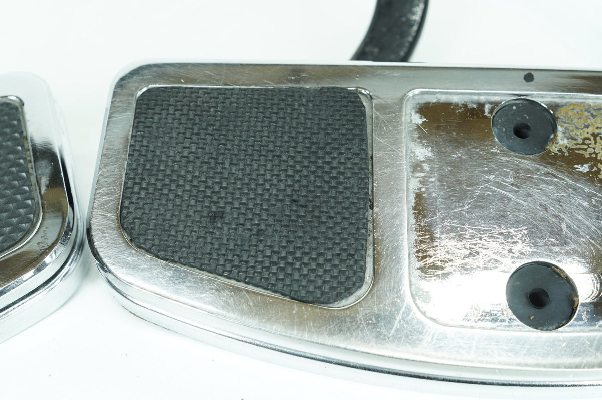 1996 Harley Touring FLHTC Electra Glide Classic OEM Left Right Driver Floorboard Foot Rest