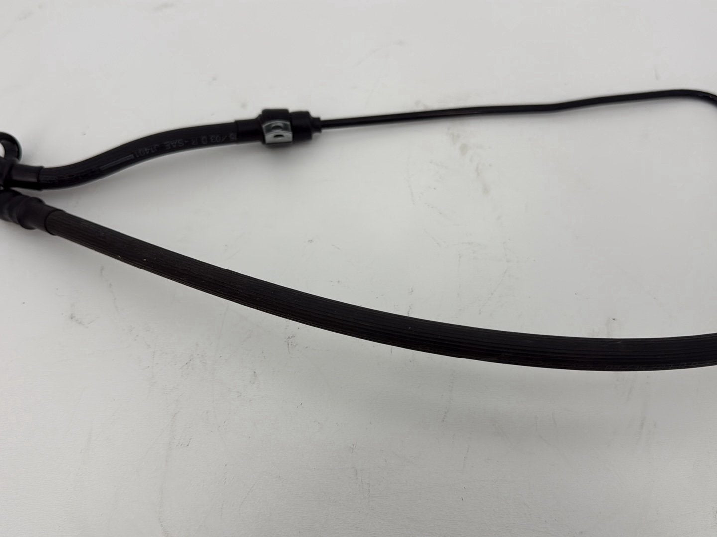 2003 Harley Sportster XL1200C 1200 Custom Anniversary OEM Front Brake Hose Line Pipe