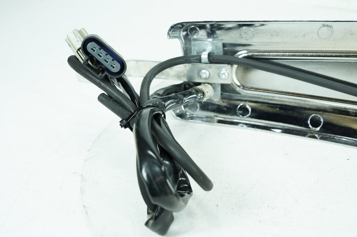 2017 Harley Touring FLHX Street Glide OEM Fuel Gas Tank Dash Console NOKey