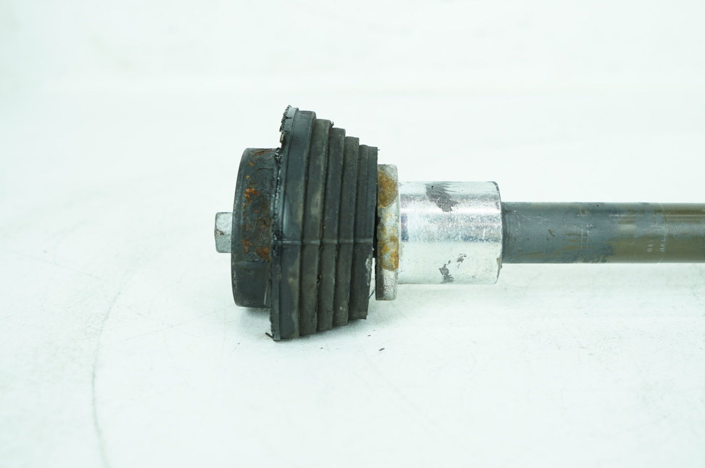2007 - 2016 Harley-Davidson Touring Street Glide Rear Fork Swingarm Pivot Bolt Shaft 47540-11