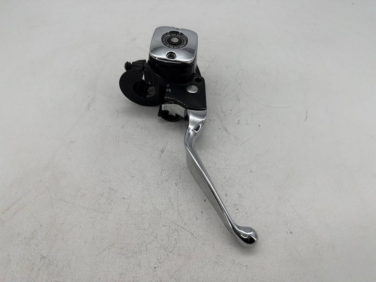 2002 Harley Electra Glide Touring OEM Front Right Brake Lever Master Cylinder