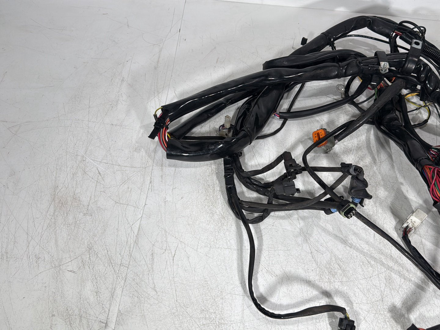 1999 - 2006 Harley-Davidson Touring Electra Glide Classic Main Wire Wiring Harness Loom  	70985-00