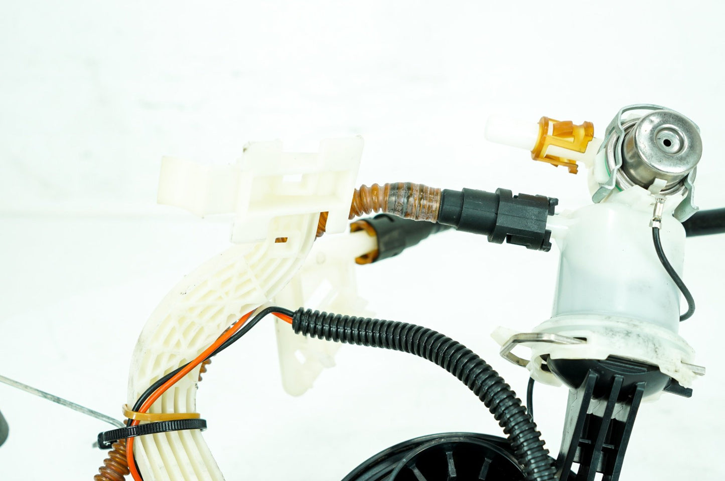 2007 - 2011 Harley-Davidson Touring Street Glide Fuel Pump Gas Gasoline Petrol Sending 69214-08