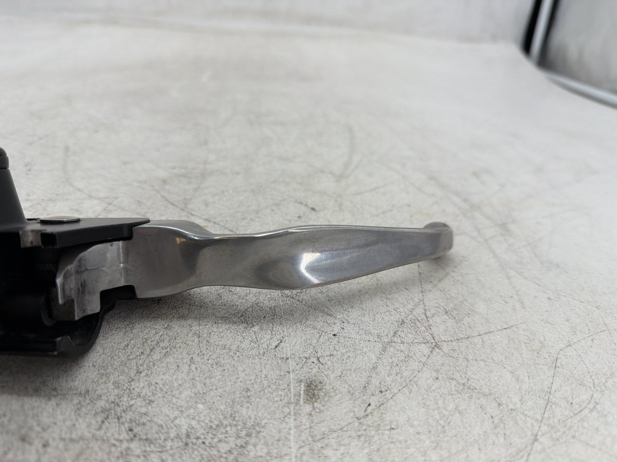 2009 Harley Dyna Street Bob FXDB OEM Front Right Brake Lever Master Cylinder