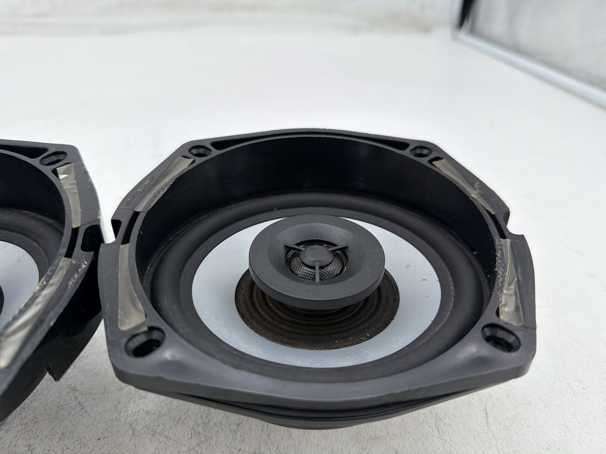 2007 Harley Electra Glide Touring CVO Eagle OEM Left Right Sound Audio Speakers