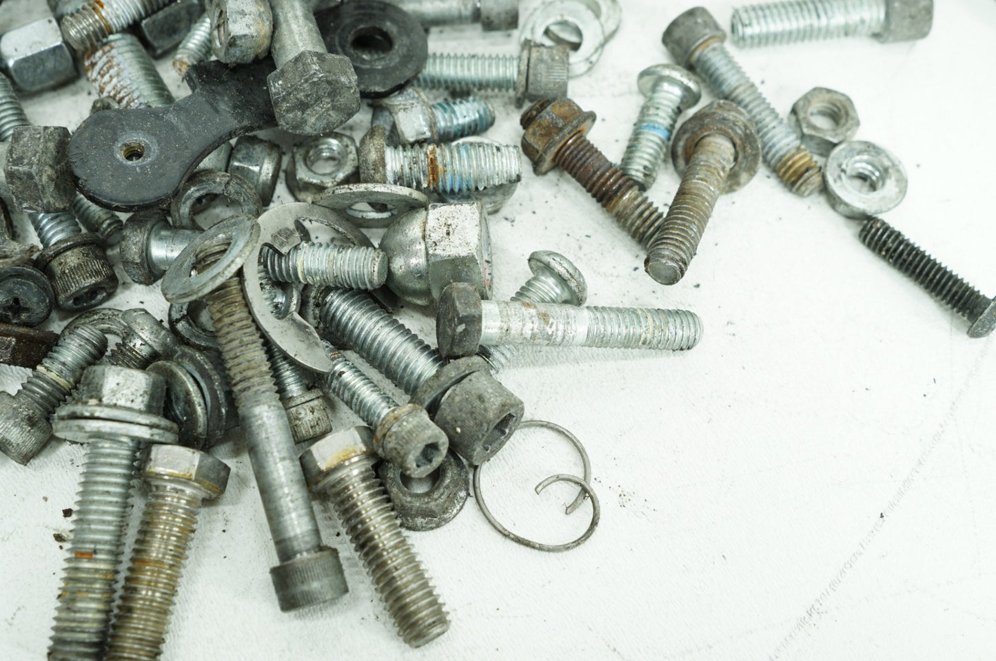 2008 Harley-Davidson Dyna FXDF - Hardware Bolts Nuts & Brackets