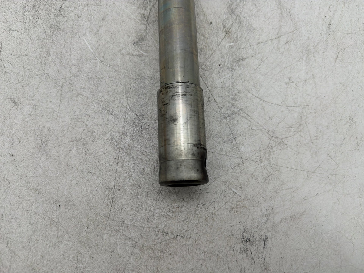 2012 Harley Street Glide Touring FLHX OEM Front Wheel Axle Bolt Shaft