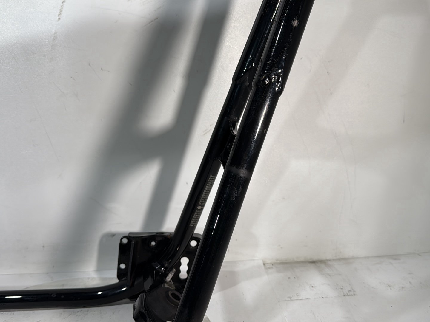 2005 Harley Touring FLHRCI Road King Classic OEM Body Main Frame Chassis SLVG