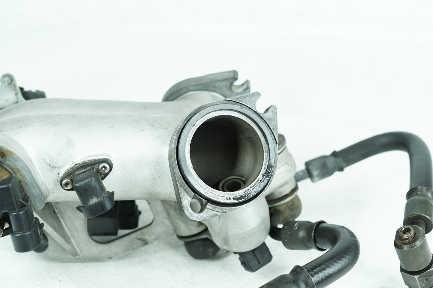 1984 - 1998 Harley-Davidson Touring Electra Glide Ultra Engine Intake Manifold Throttle Body   27202-95A