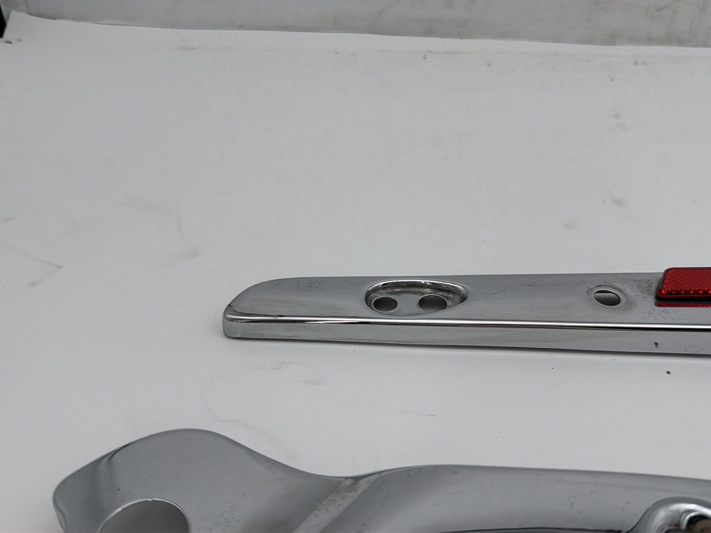 2008 Harley Dyna Fat Bob FXDF OEM Rear Left Right Fender Struts Bracket