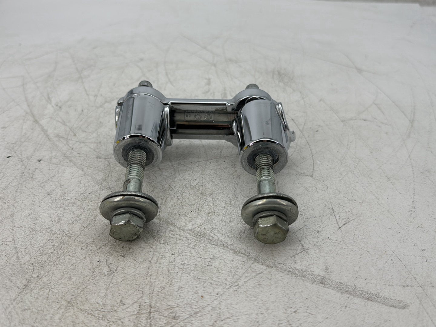 2013 Harley Heritage Softail Classic FLSTC OEM Front Handlebar Riser Top Clamp Chrome