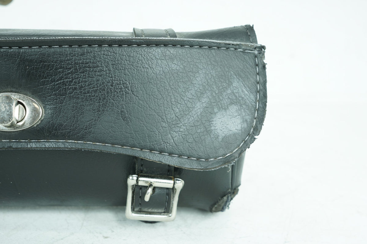 2008 Harley-Davidson Dyna FXDWG - Front Onboard Tool Bag Leather Storage