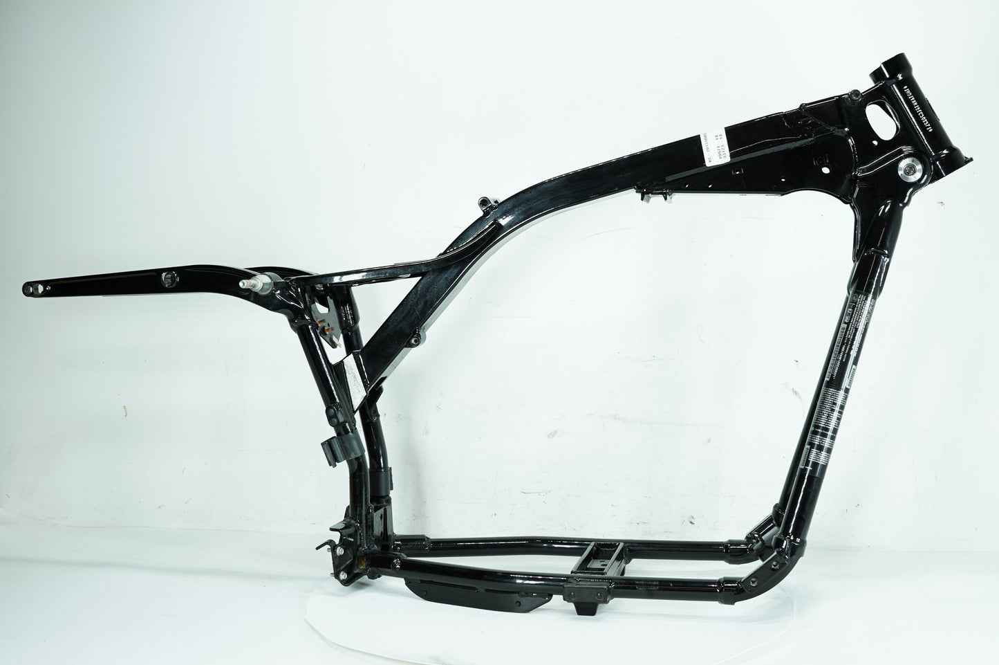 2007 - 2017 Harley-Davidson Dyna Street Bob Body Main Frame Chassis SLVG 47745-06B