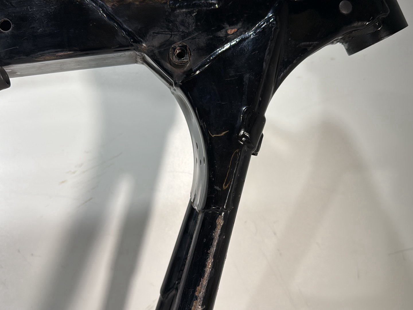 2007 Harley Touring FLHTCU Electra Glide Ultra OEM Body Main Frame Chassis CLN CLR