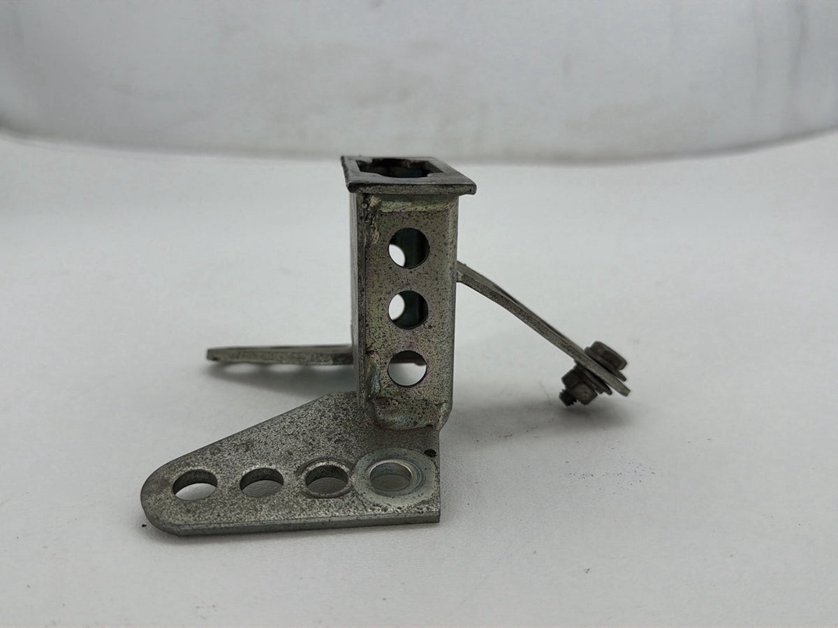 94 Harley Electra Glide Touring Classic Driver Backrest Bracket Mount 52589-09A