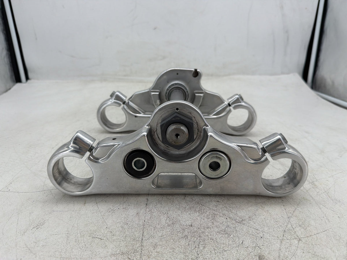 2012 Harley Dyna Fat Bob FXDF 103 OEM Front Fork Upper Lower Triple Tree