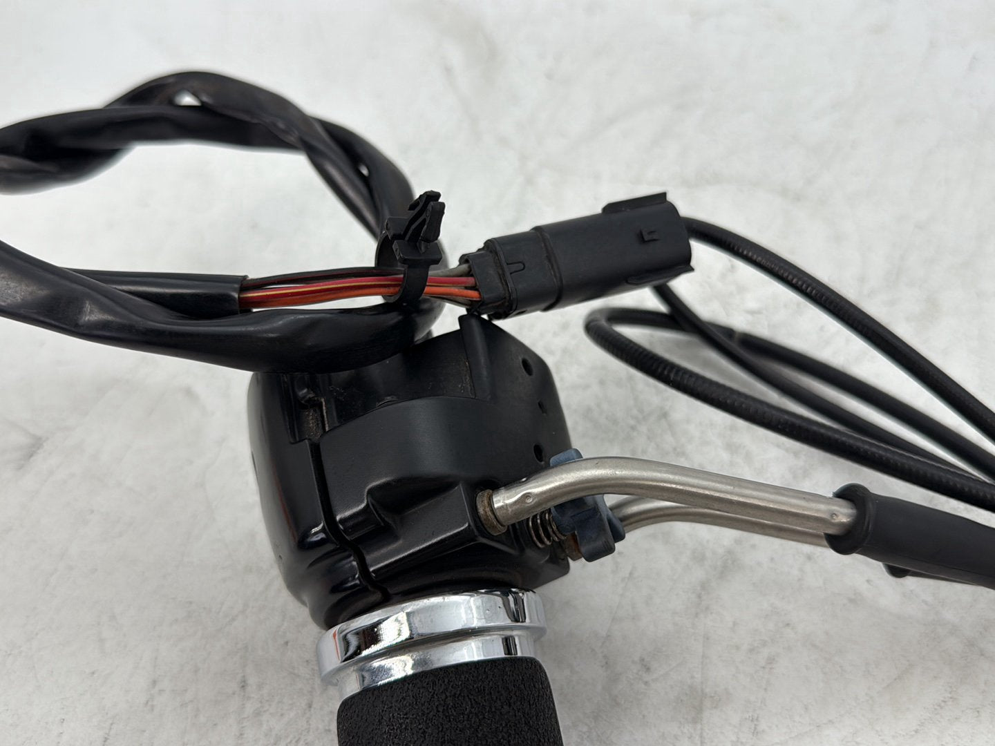 2009 Harley Sportster 883 Low XL883L OEM Right Engine Start Kill Switches Controls