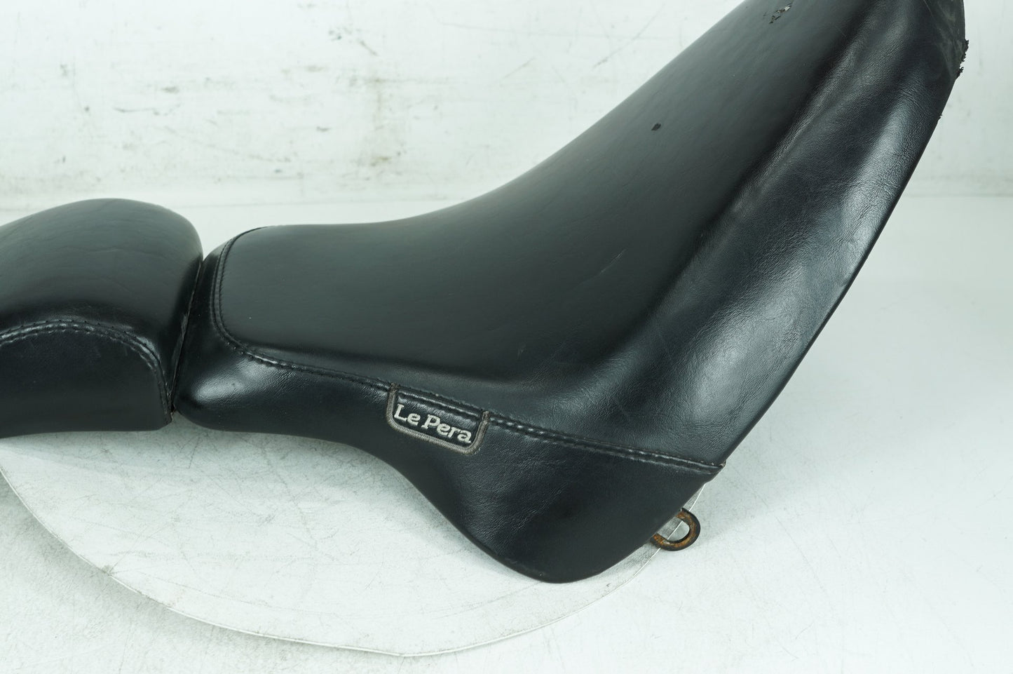 1999 - 2006 Harley-Davidson Softail Fat Boy Passenger Driver Seat Saddle Le Pera P293908