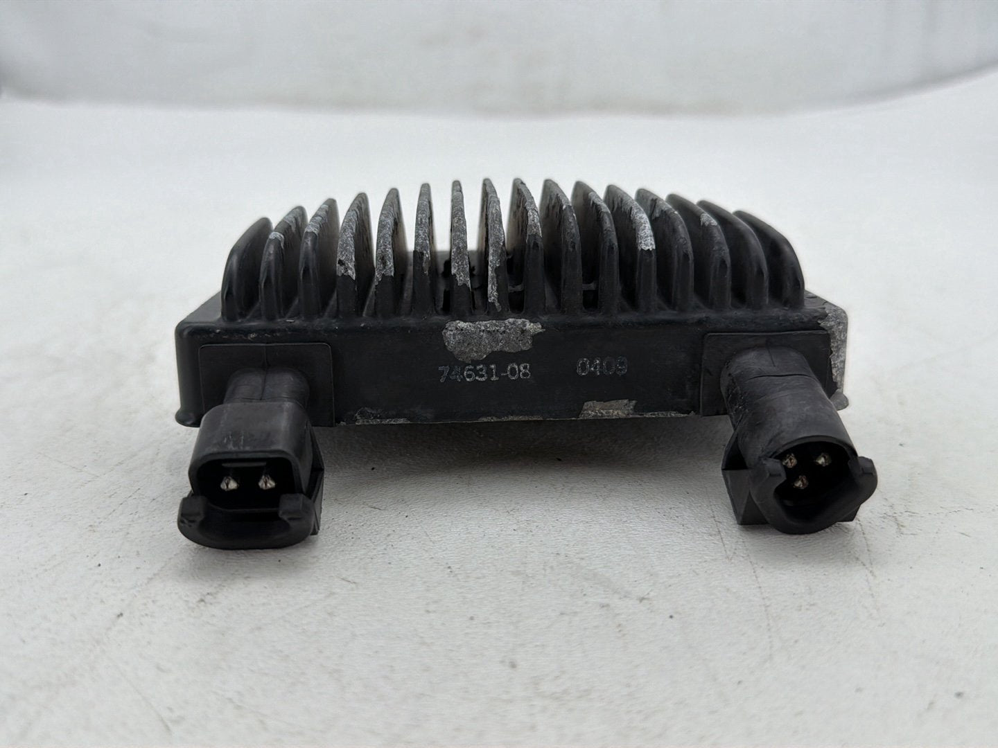 2009 Harley Dyna Street Bob FXDB OEM Voltage Regulator Rectifier
