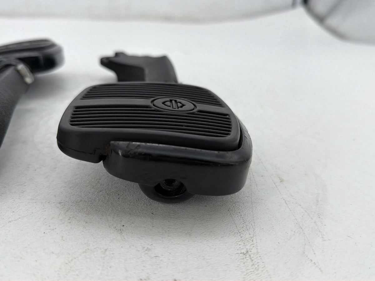 2007 Harley Dyna Street Bob FXDBI OEM Passenger Left & Right Foot Pegs