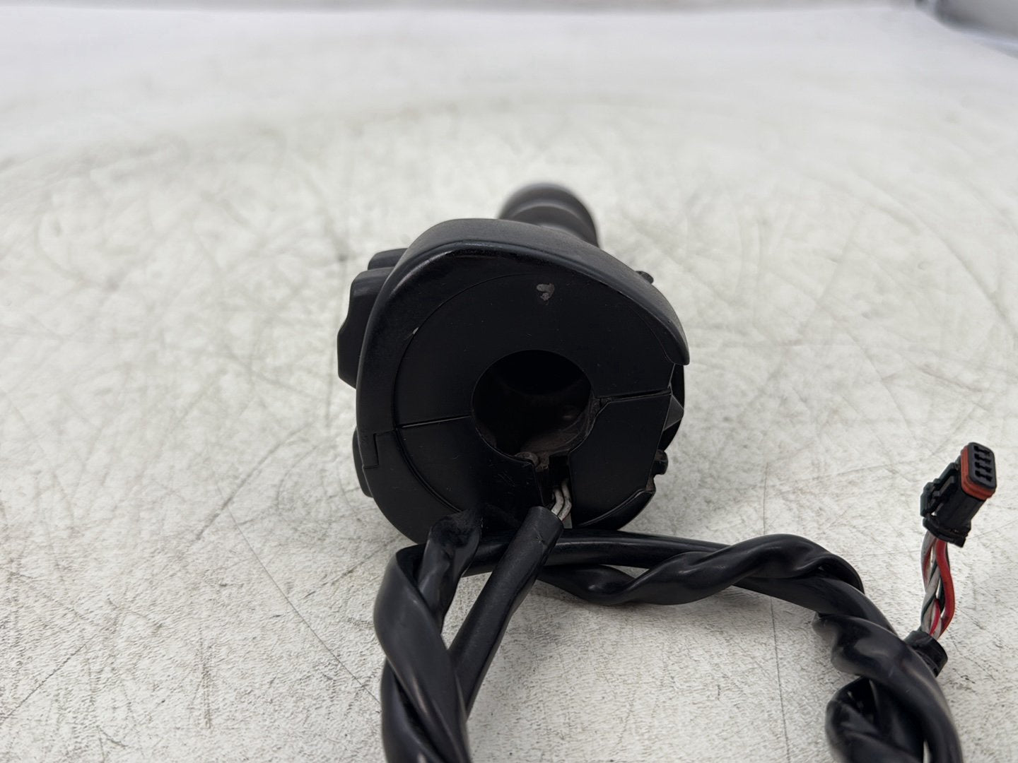 2012 Harley Dyna Super Glide Custom FXDCI OEM Right Engine Start Kill Switches Controls