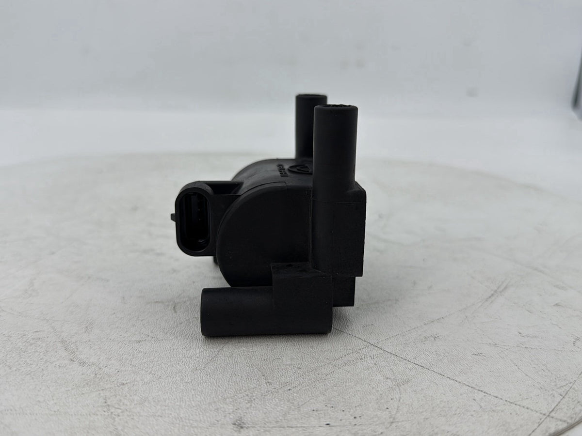2010 Harley Touring FLHTK Electra Glide Ultra OEM Ignition Coil Spark Igniter