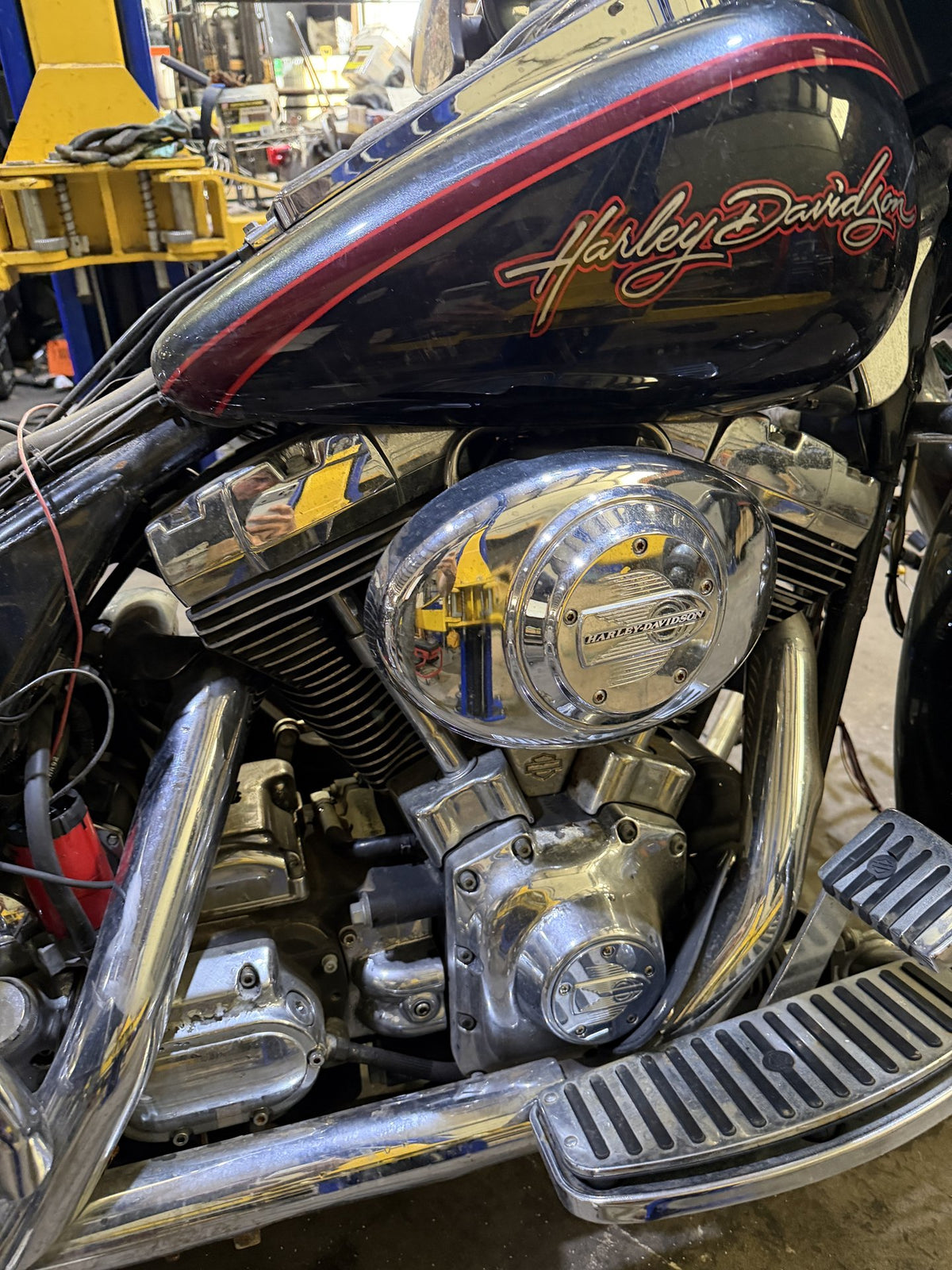 1999-2006 Harley-Davidson Electra Glide FLHT Touring