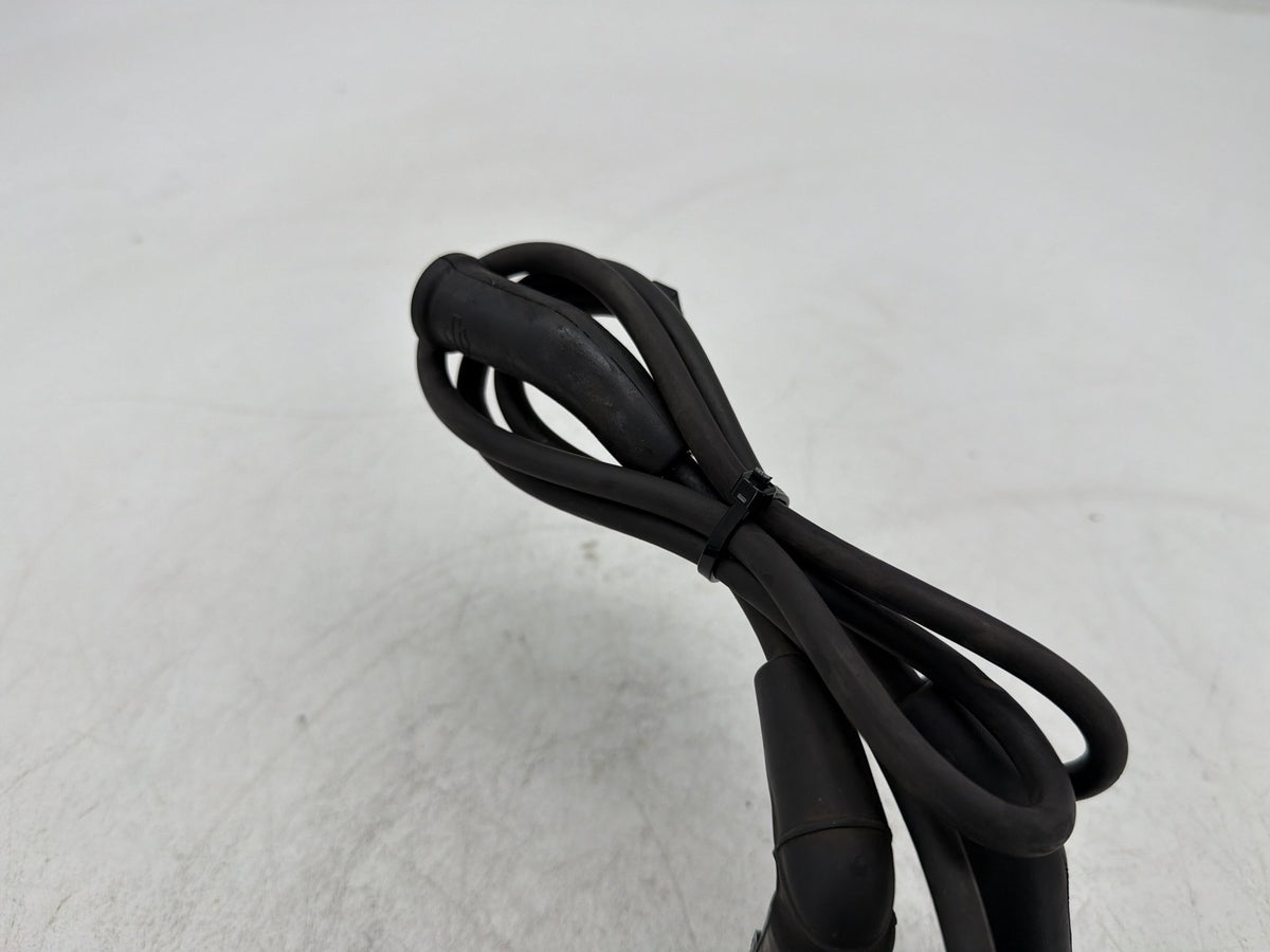 2013 Harley Street Glide Touring FLHX OEM Ignition Coil Spark Plugs Cable