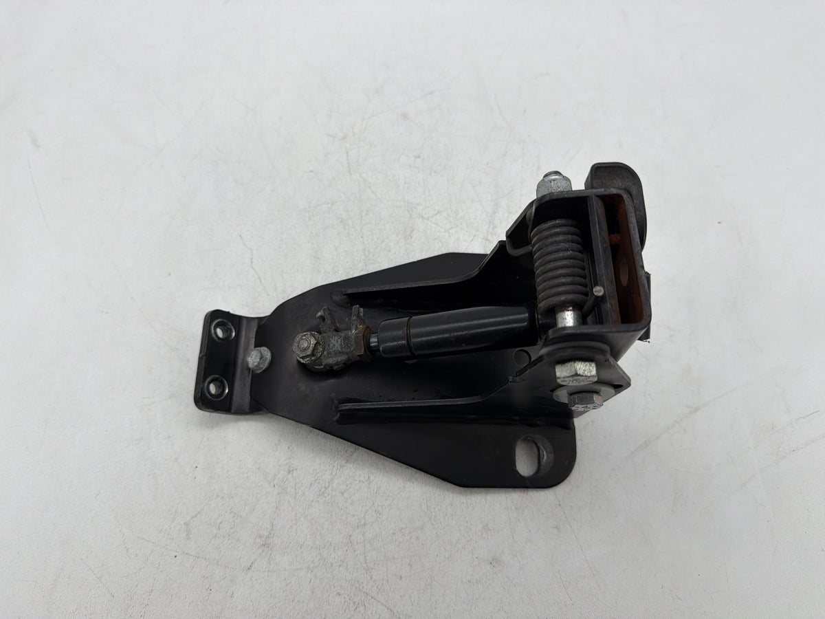 2014 Harley Electra Touring Ultra Adjustable Rider Backrest Lift Mount 52482-01A