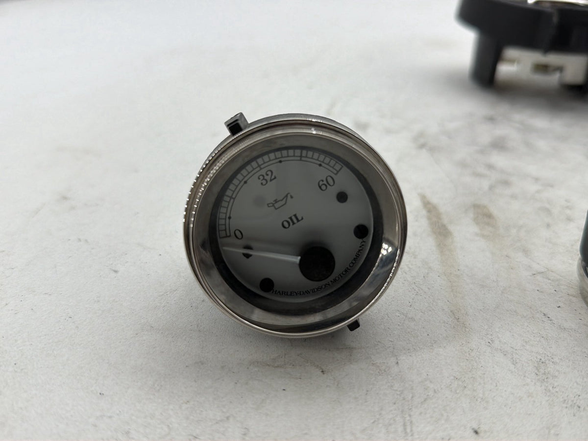 2011 Harley Road Glide Touring FLTRX OEM Air Oil Volt Fuel Tacho Speedo Gauges