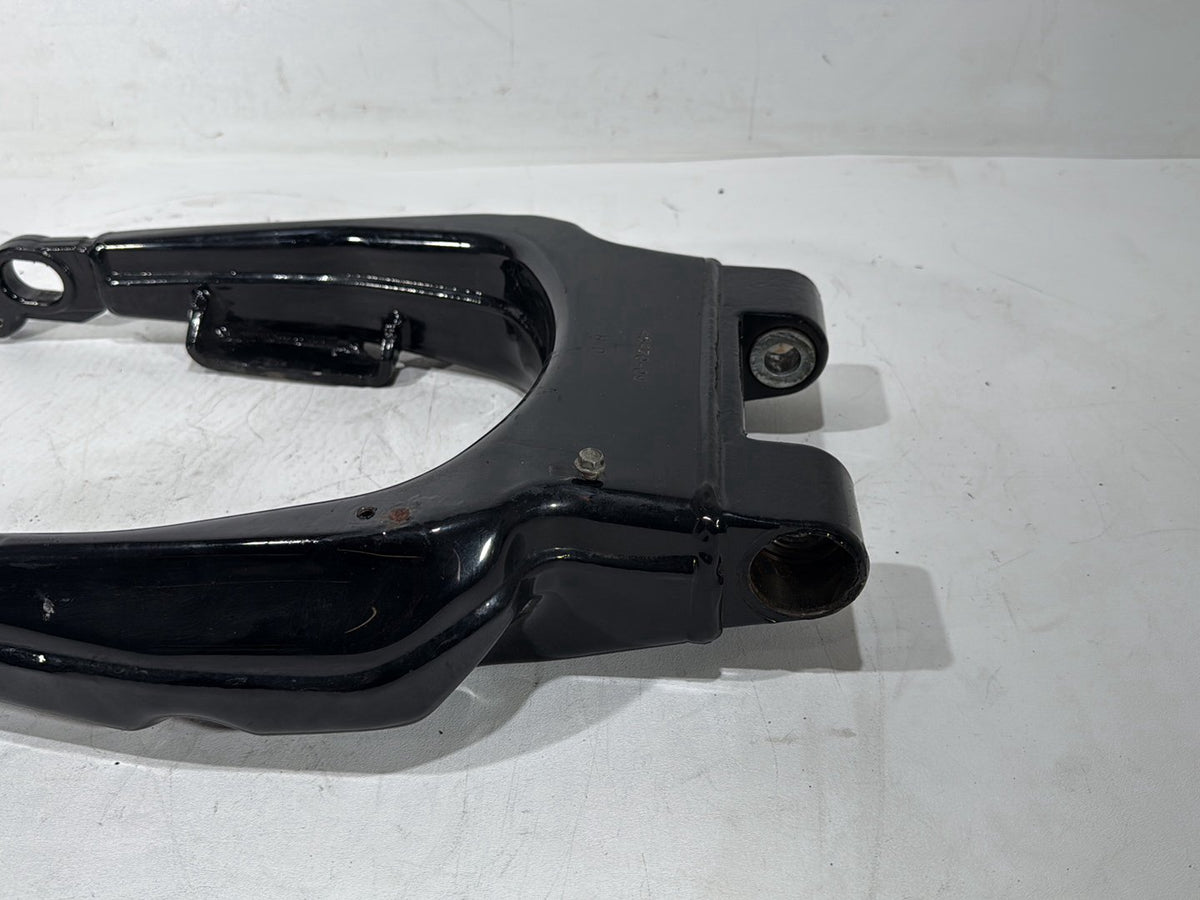 2010 Harley Street Glide Touring FLHX OEM Rear Fork Swingarm Swing Arm 47549-09